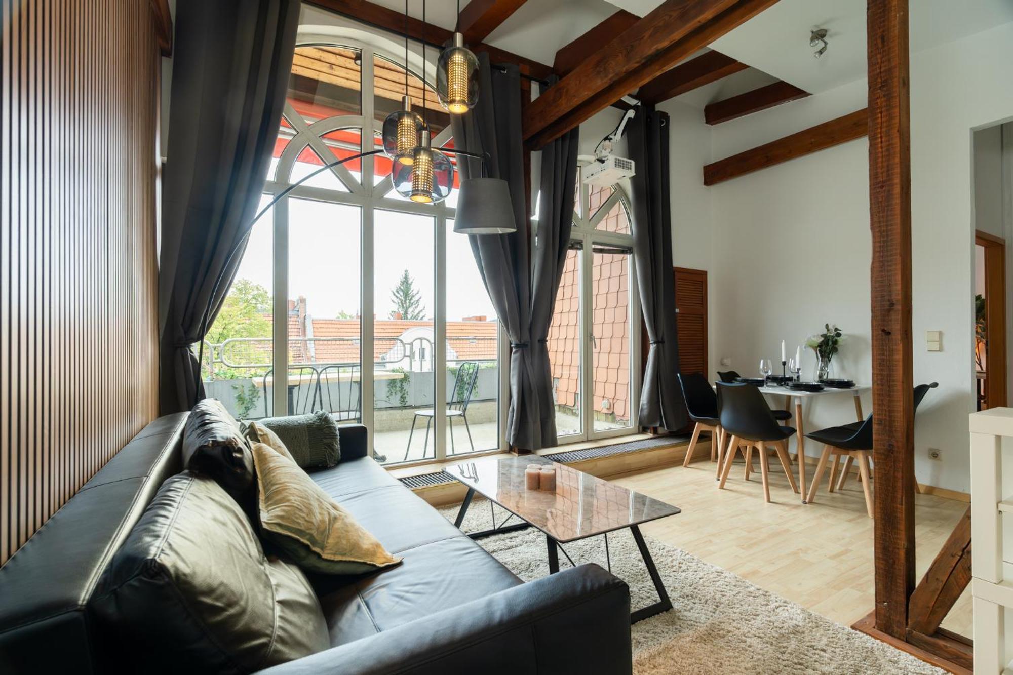 Staywell - Bright And Cozy Flat In *